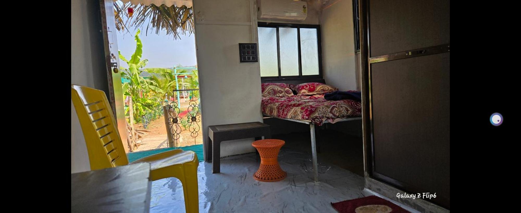 Sea Touch Beach Resort Harihareshwar Eksteriør bilde